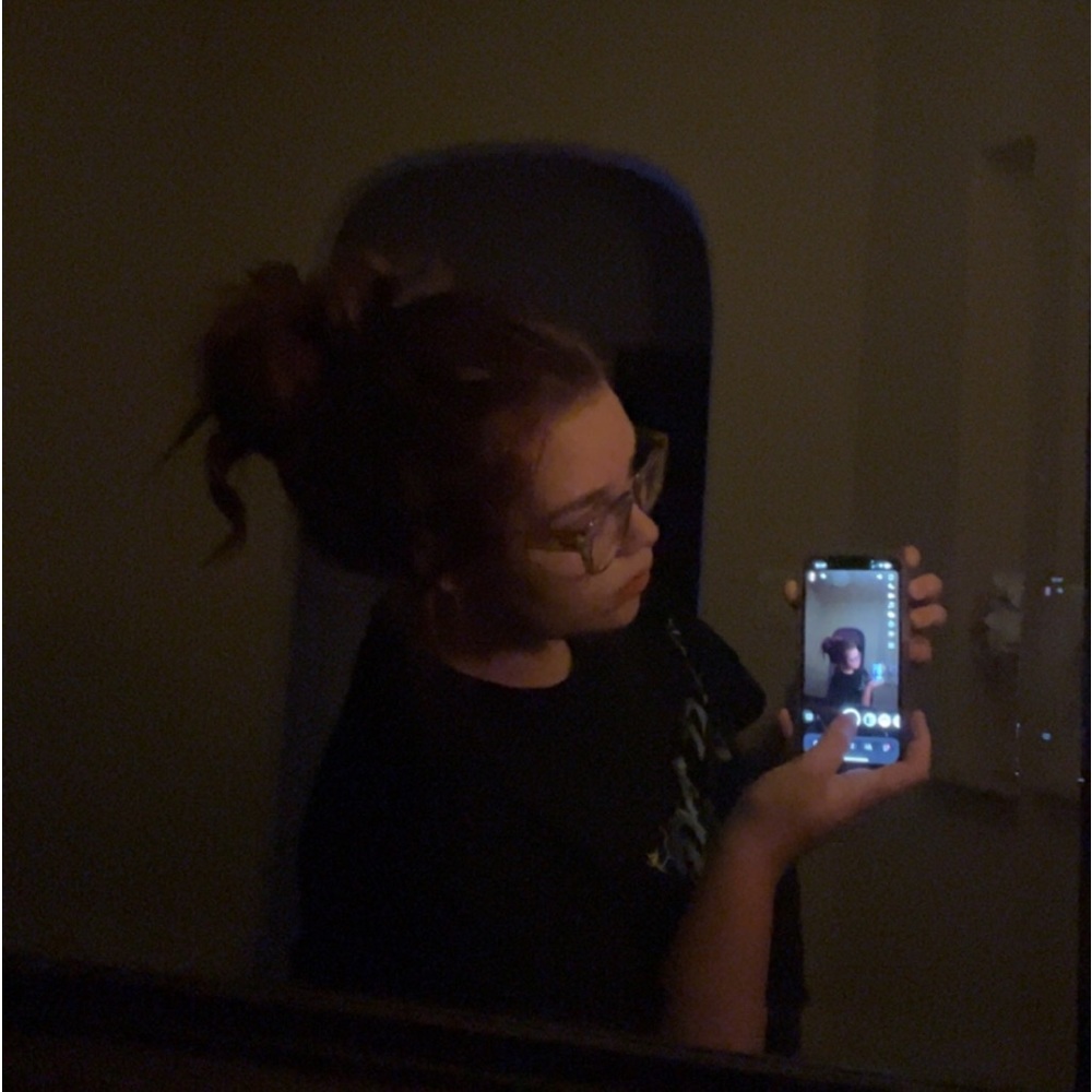 Meet your Posher, Emma